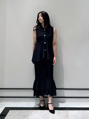 GRACE CONTINENTAL MOMOKO コーディネート画像