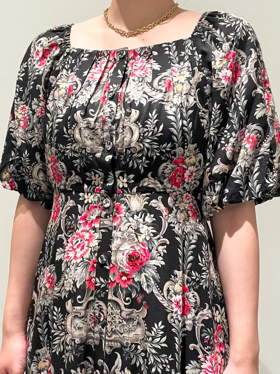 GRACE CONTINENTAL CHISAKO.S コーディネート画像