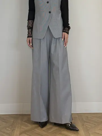 GRACE CONTINENTAL Yuuki NOZAWA コーディネート画像