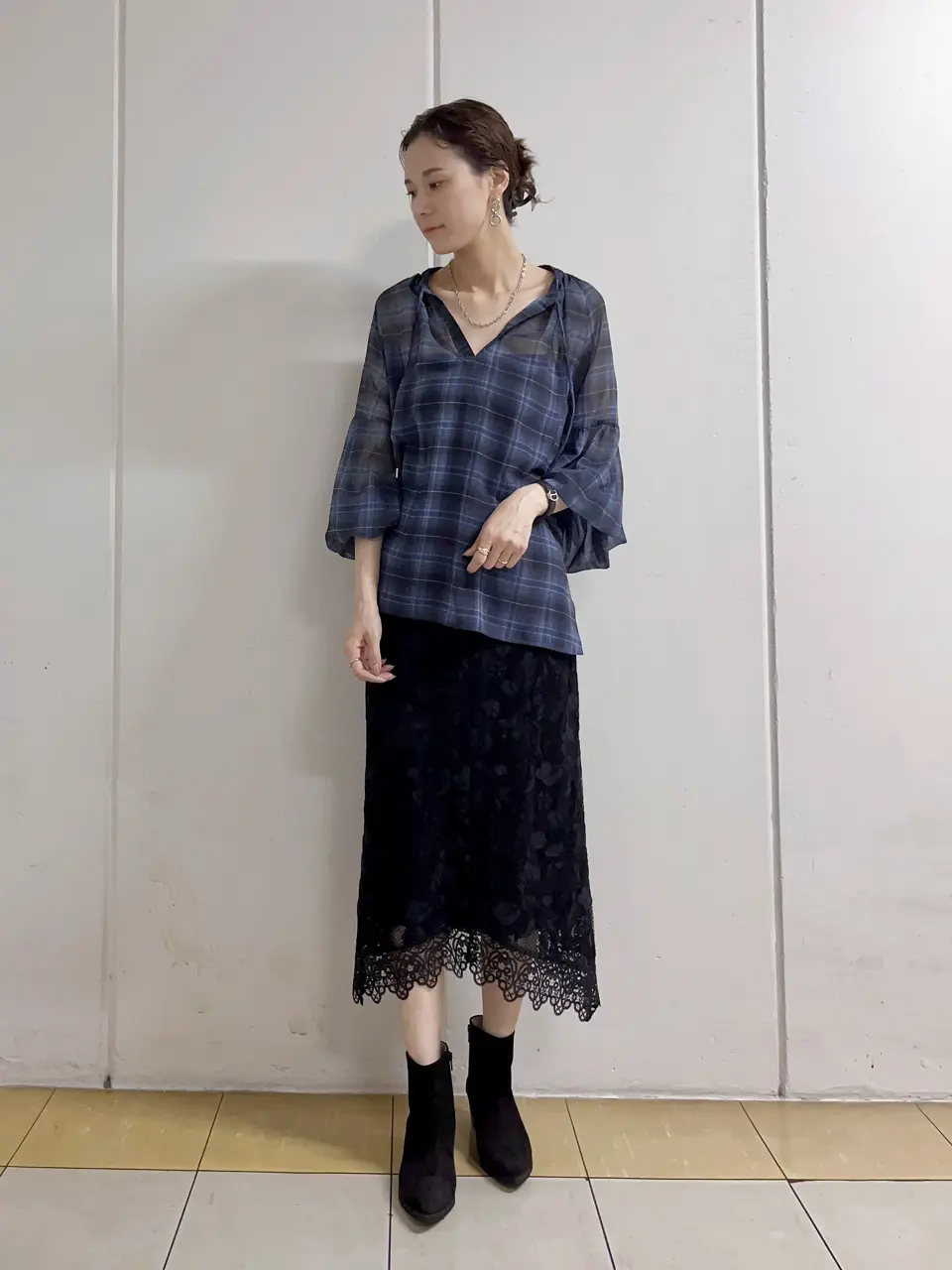 GRACE CONTINENTAL 亀田 未希 コーディネート画像