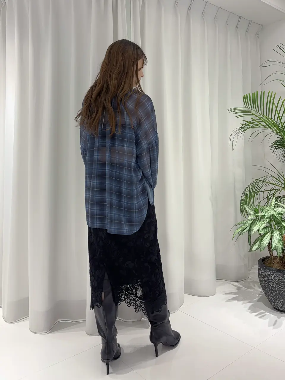 GRACE CONTINENTAL Hikaru Okada コーディネート画像