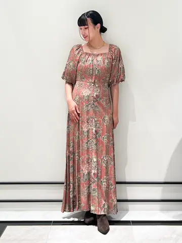 GRACE CONTINENTAL CHISAKO.S コーディネート画像