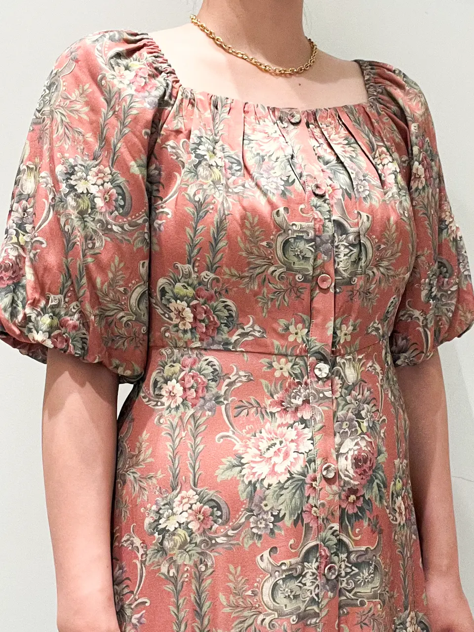 GRACE CONTINENTAL CHISAKO.S コーディネート画像