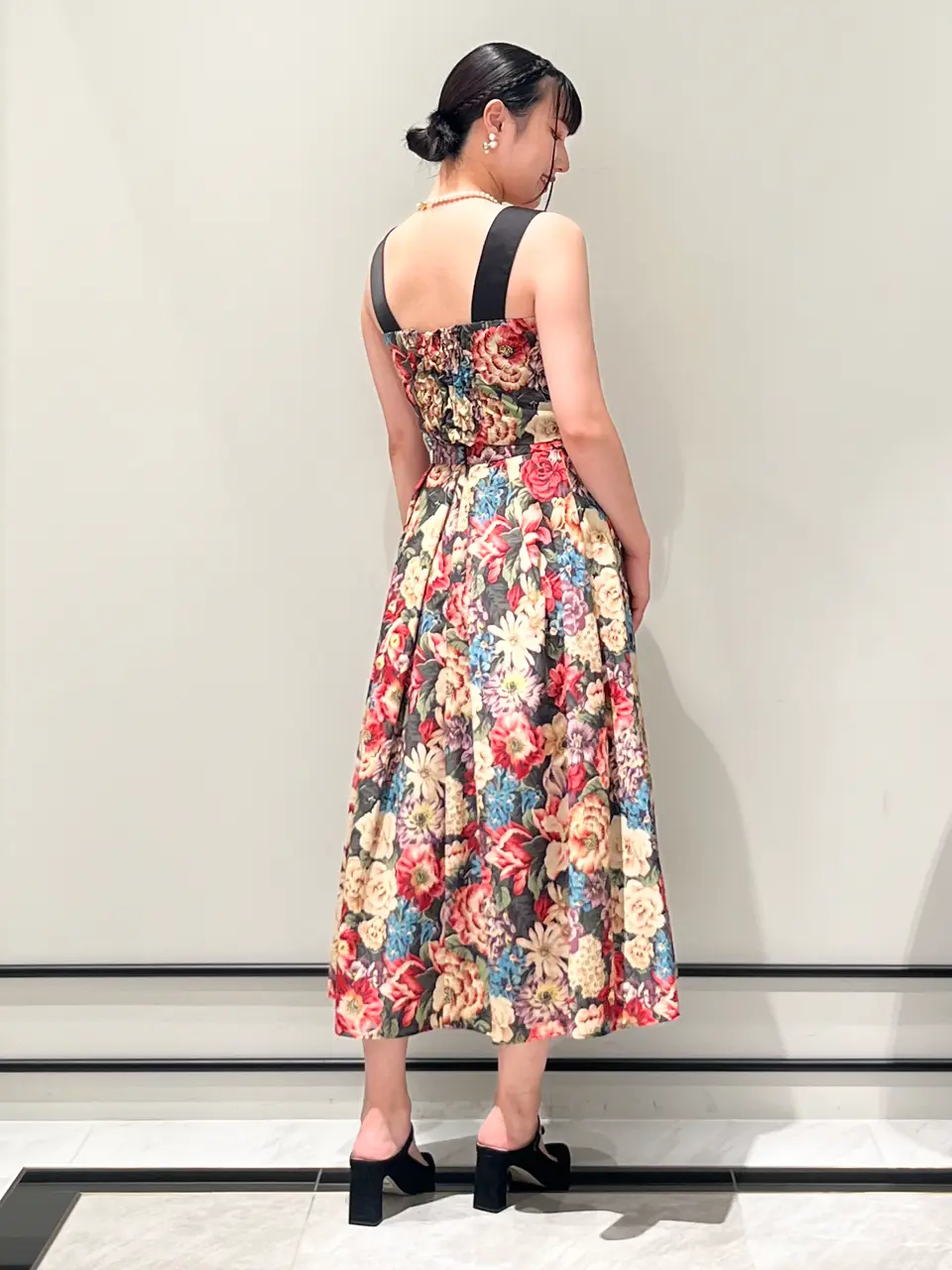 GRACE CONTINENTAL CHISAKO.S コーディネート画像