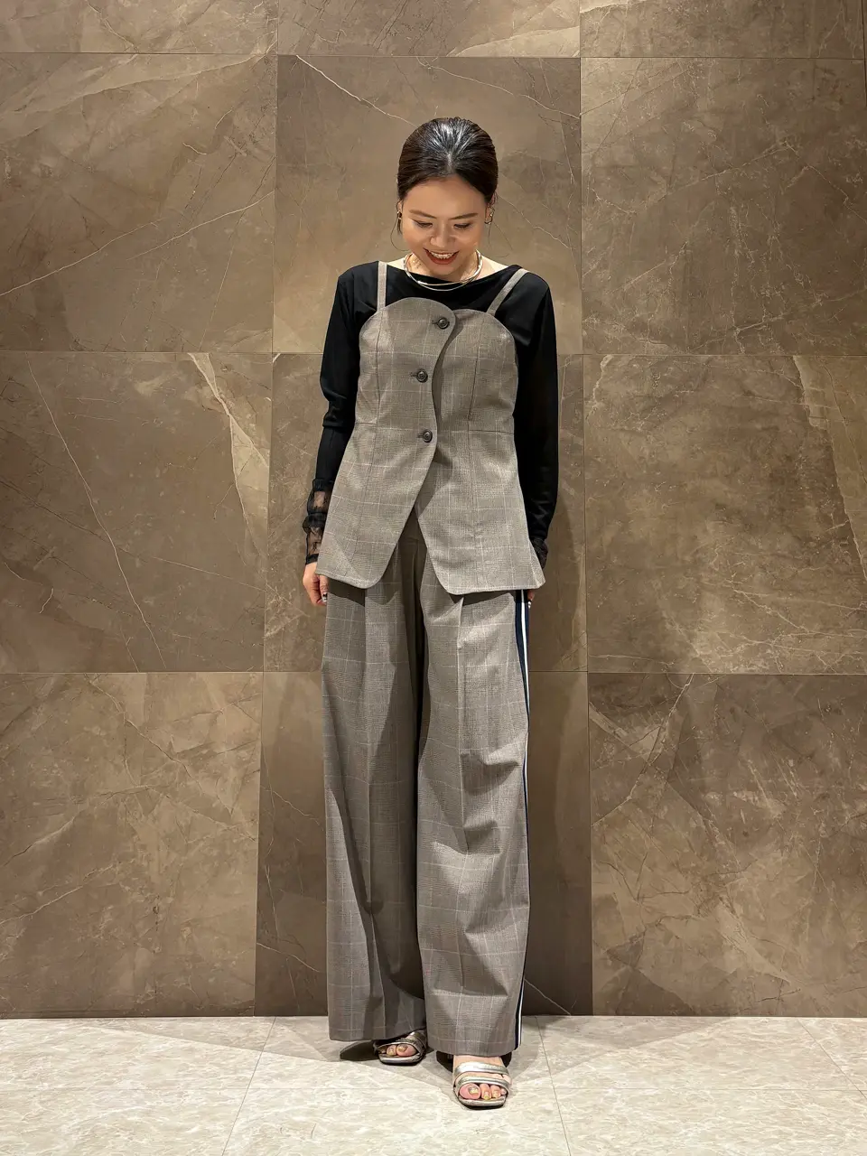 GRACE CONTINENTAL 穐山　香織 コーディネート画像