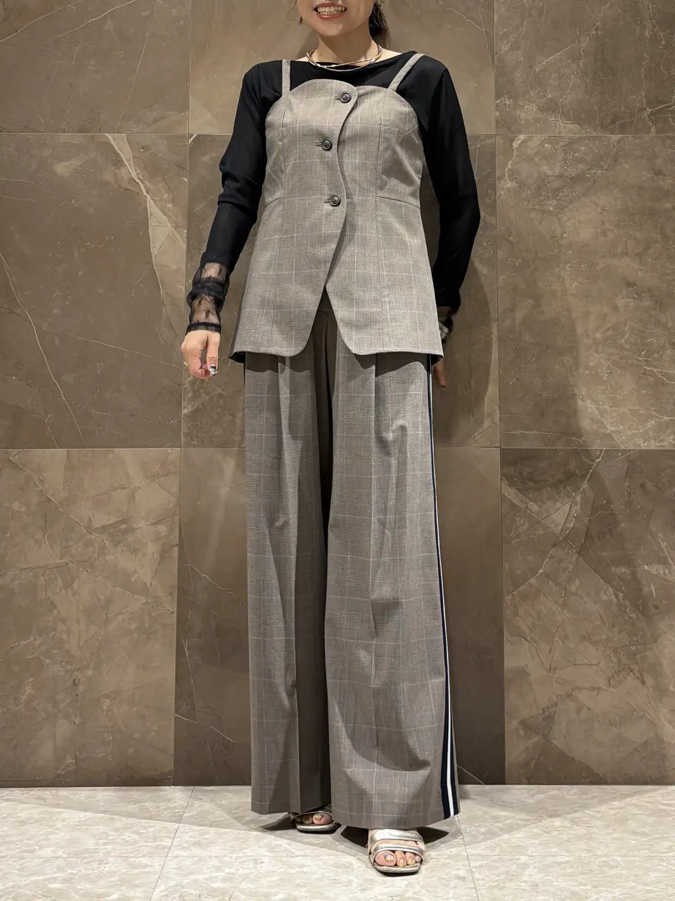 GRACE CONTINENTAL 穐山　香織 コーディネート画像