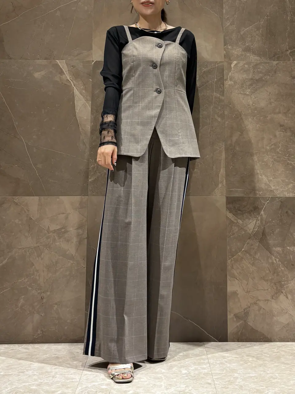 GRACE CONTINENTAL 穐山　香織 コーディネート画像