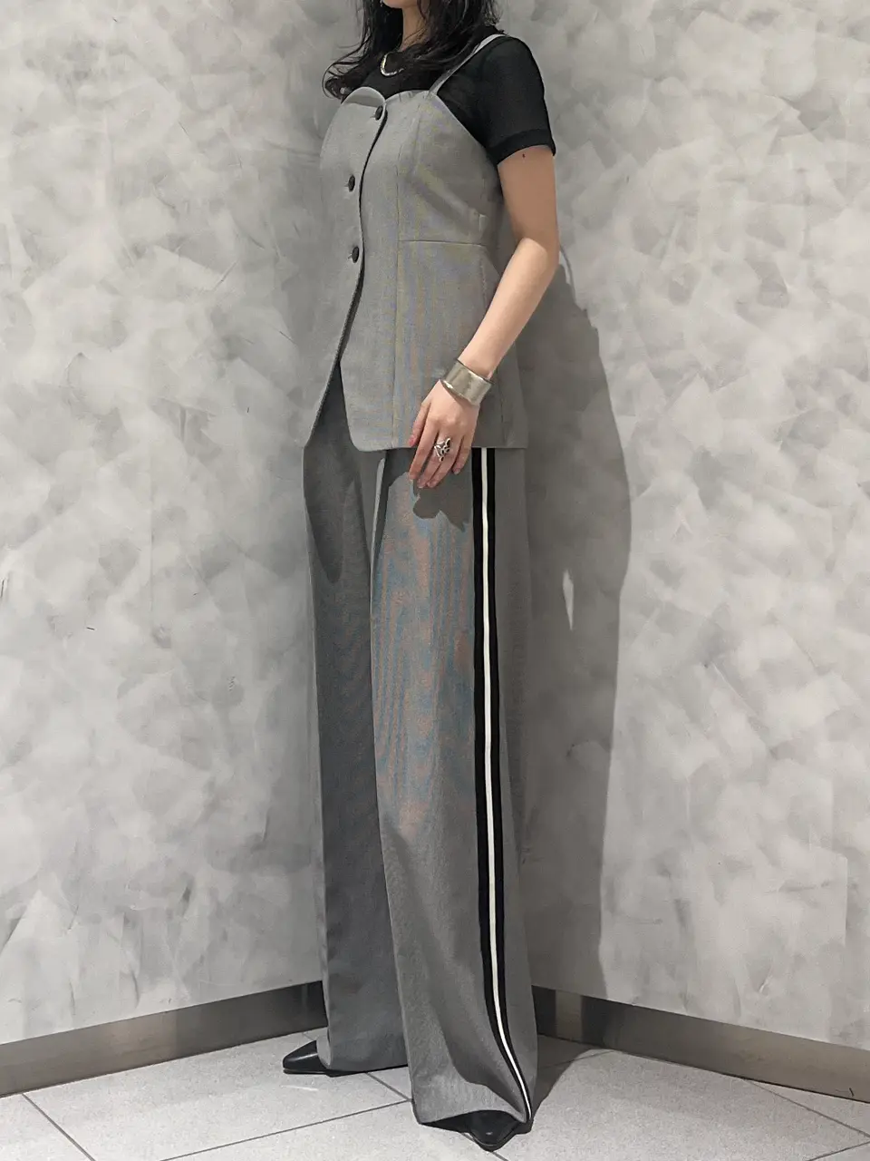 GRACE CONTINENTAL OZAWA コーディネート画像