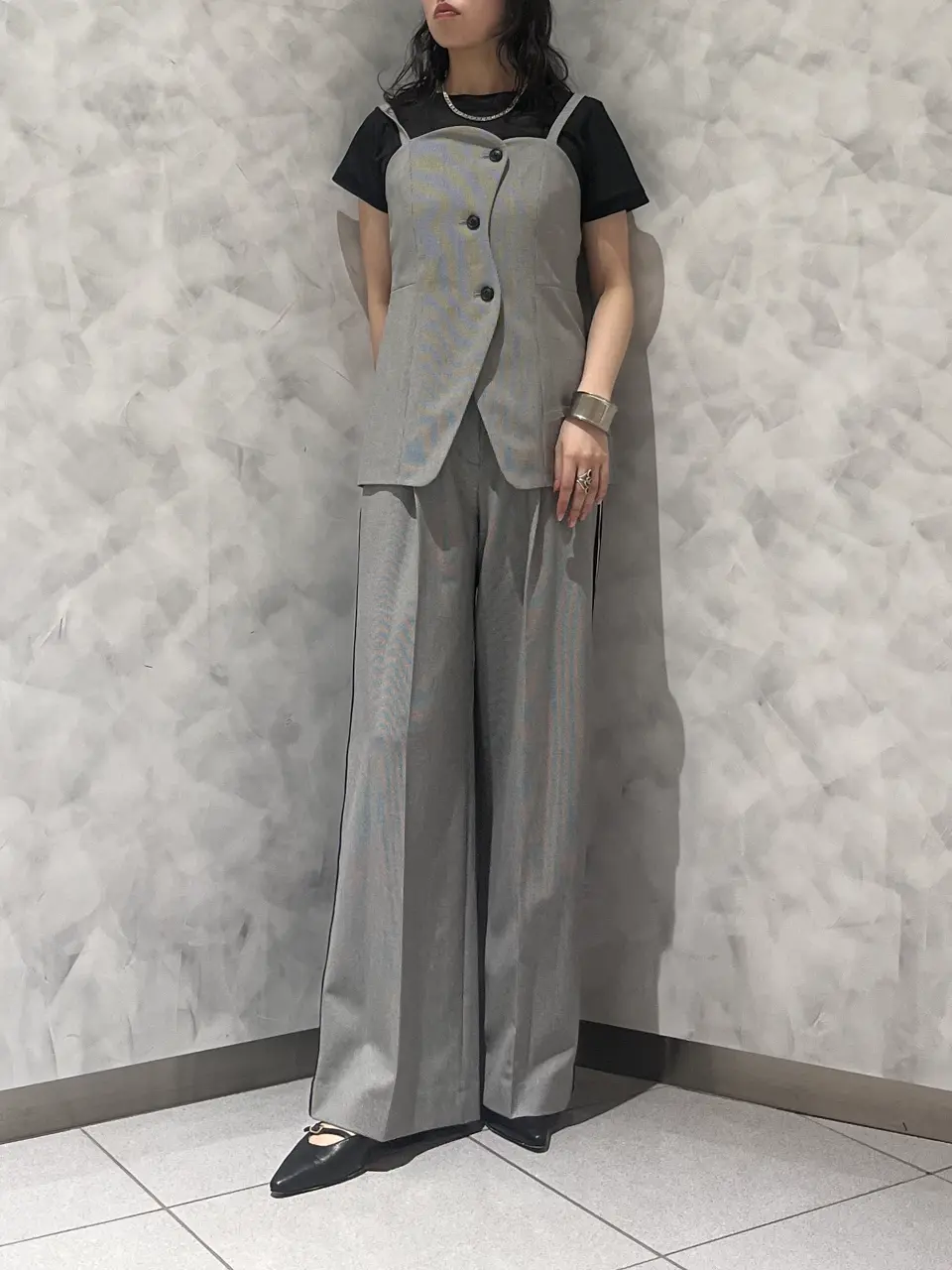 GRACE CONTINENTAL OZAWA コーディネート画像