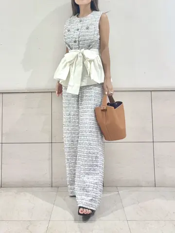 GRACE CONTINENTAL yukimi yonee コーディネート画像