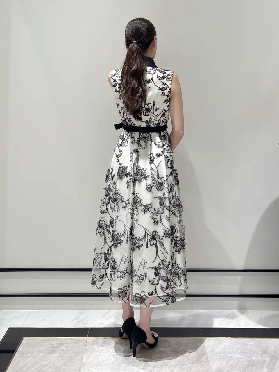 GRACE CONTINENTAL Shiori コーディネート画像