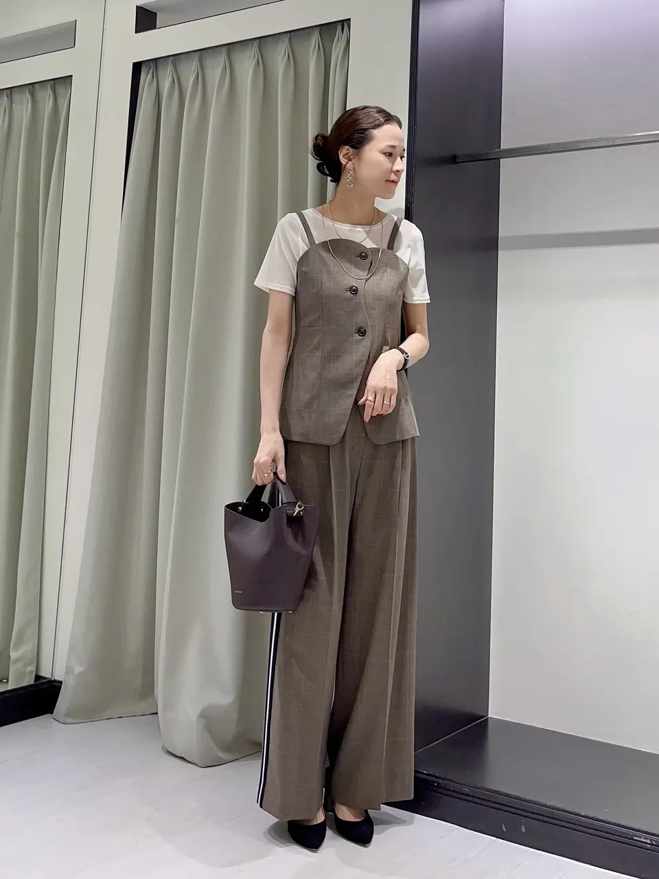 GRACE CONTINENTAL 亀田 未希 コーディネート画像