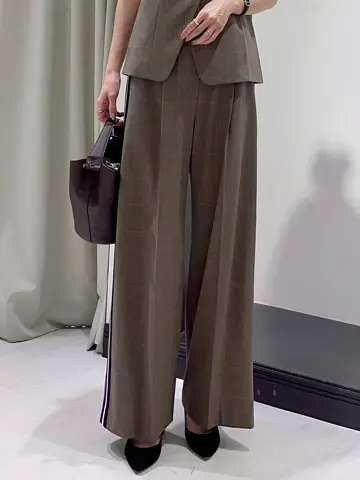 GRACE CONTINENTAL 亀田 未希 コーディネート画像