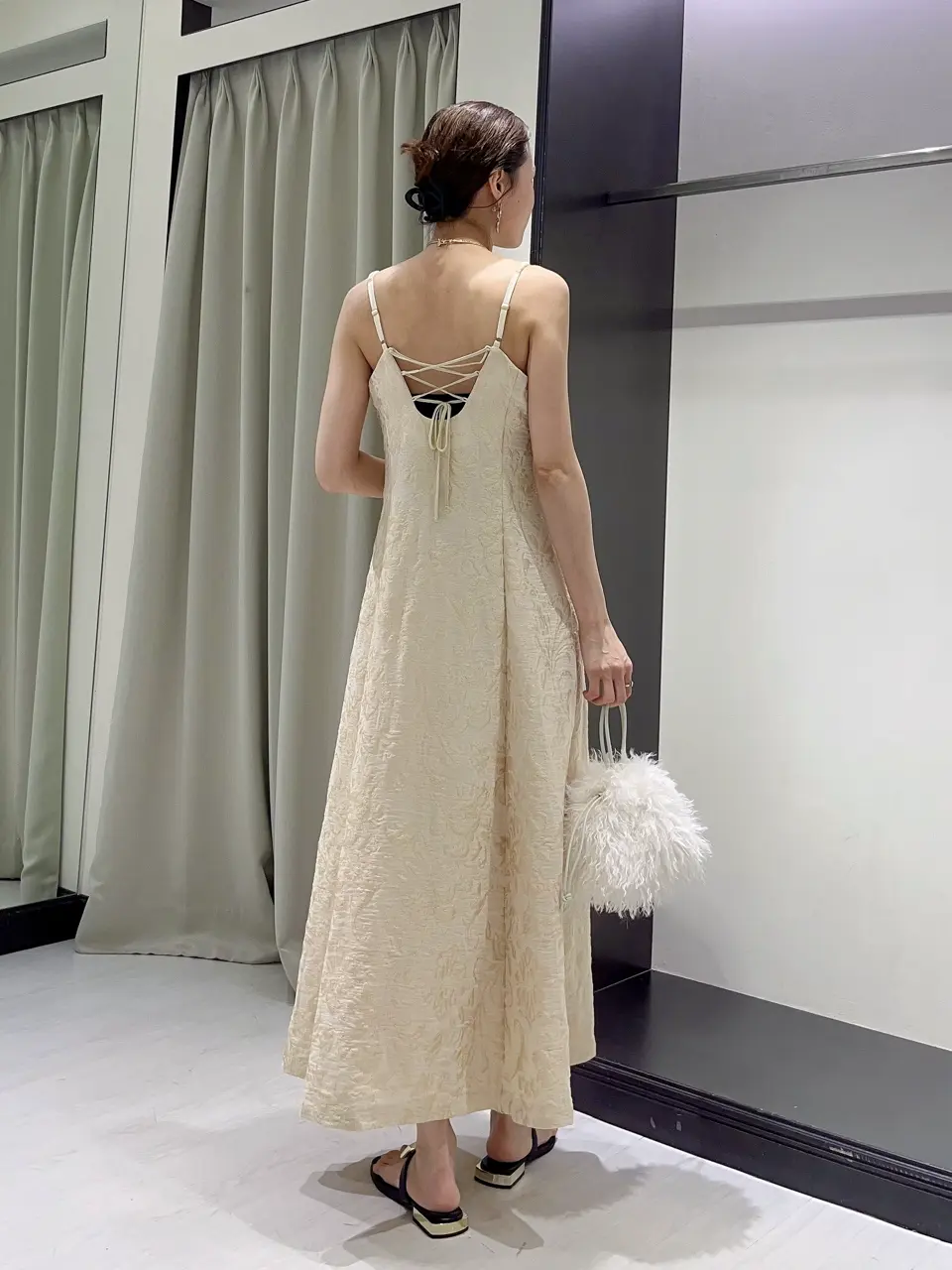 GRACE CONTINENTAL 亀田 未希 コーディネート画像