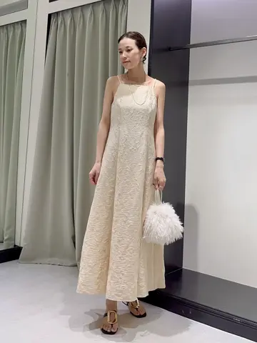 GRACE CONTINENTAL 亀田 未希 コーディネート画像