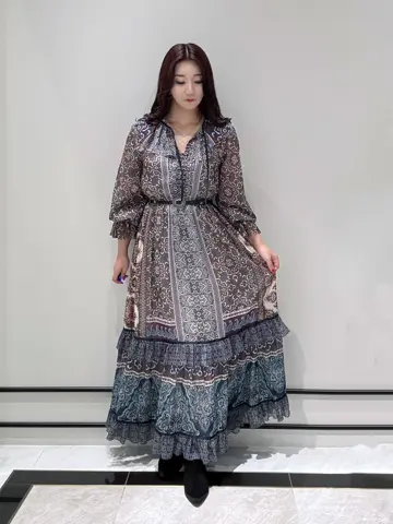 GRACE CONTINENTAL MOMOKO コーディネート画像