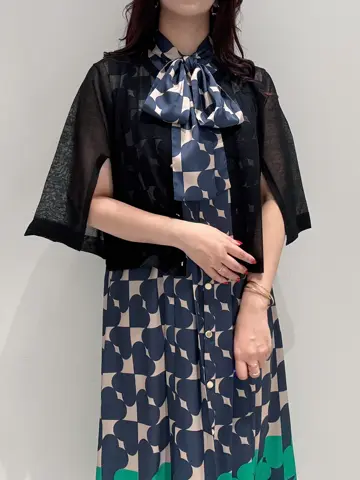 GRACE CONTINENTAL MOMOKO コーディネート画像