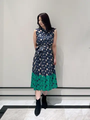 GRACE CONTINENTAL MOMOKO コーディネート画像