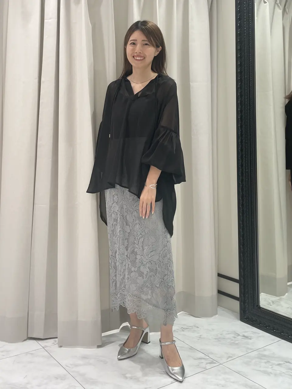 GRACE CONTINENTAL minami コーディネート画像