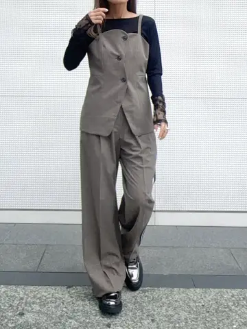 GRACE CONTINENTAL yukimi yonee コーディネート画像