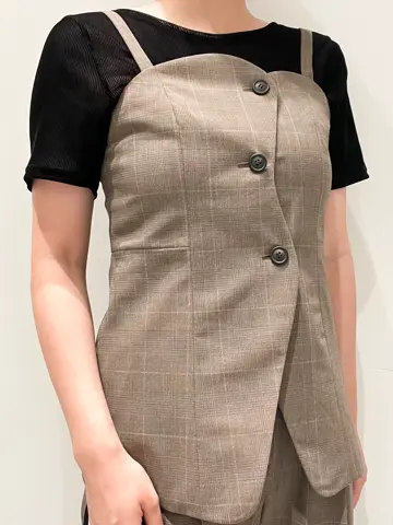 GRACE CONTINENTAL CHISAKO.S コーディネート画像