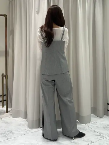 GRACE CONTINENTAL 志田　悠 コーディネート画像