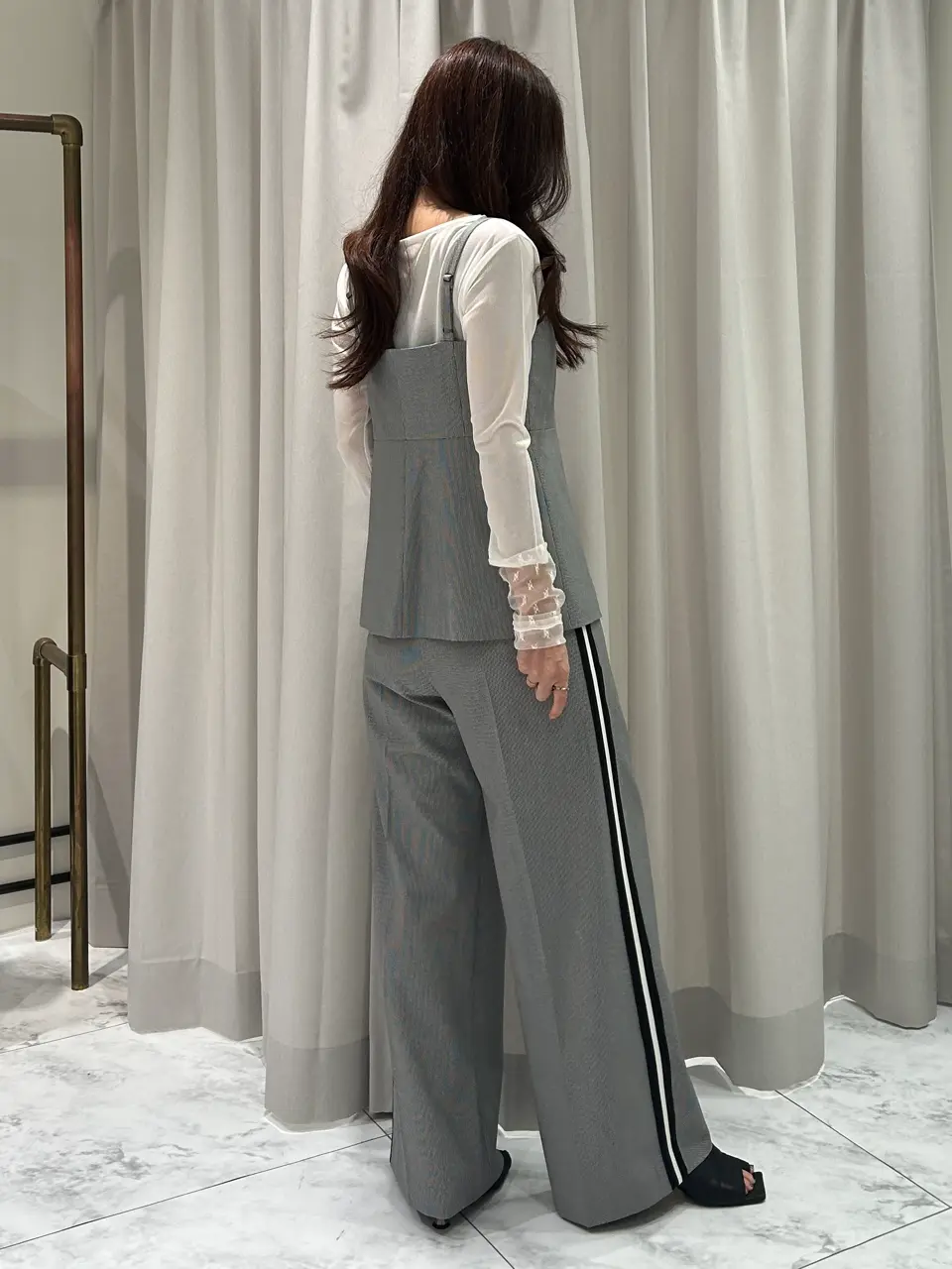 GRACE CONTINENTAL 志田　悠 コーディネート画像