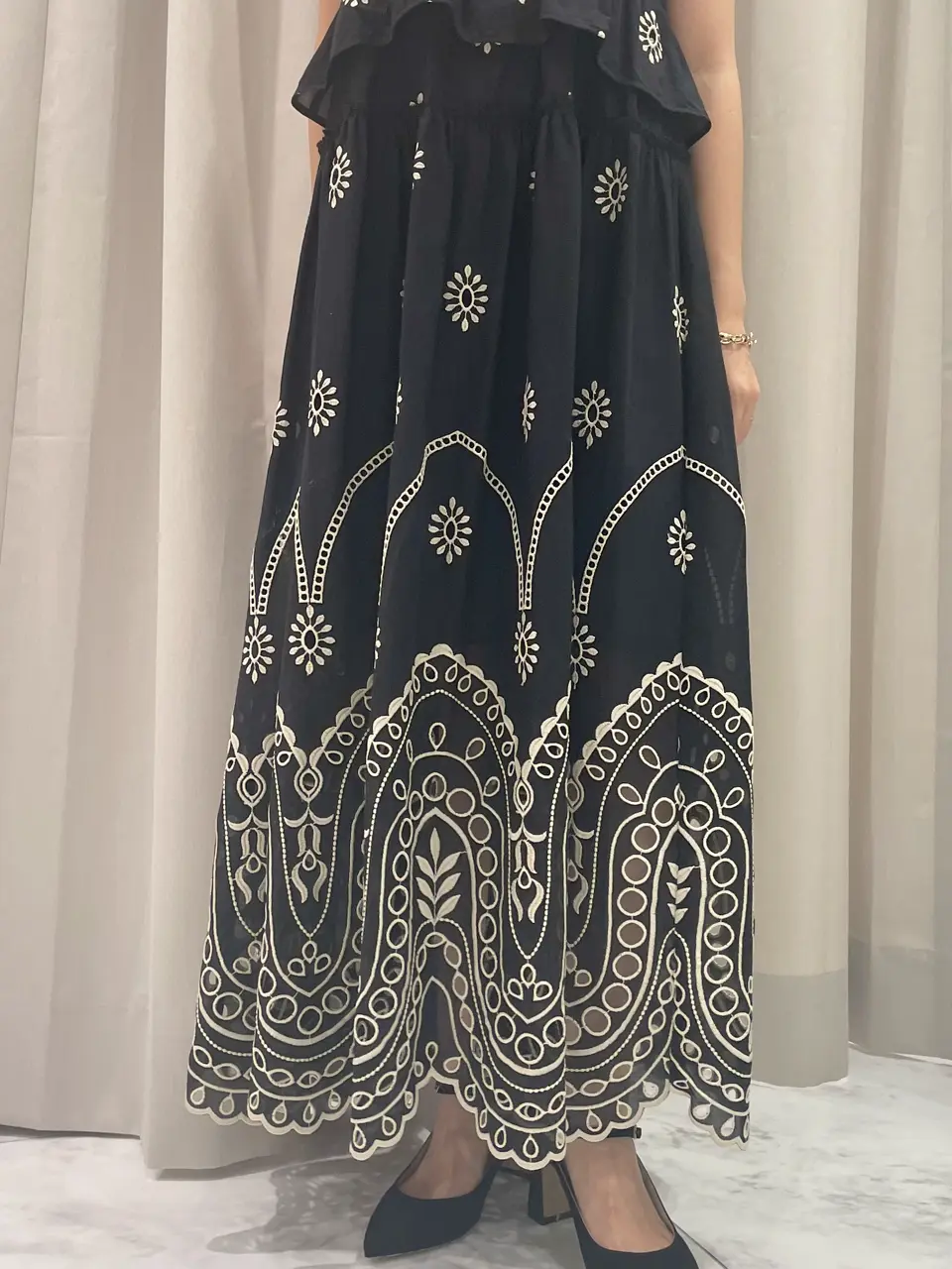 GRACE CONTINENTAL minami コーディネート画像