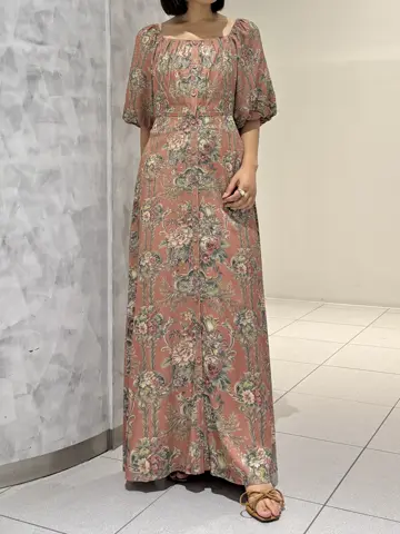 GRACE CONTINENTAL 岩永 春佳 コーディネート画像