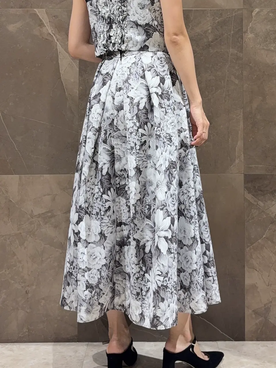 GRACE CONTINENTAL 穐山　香織 コーディネート画像