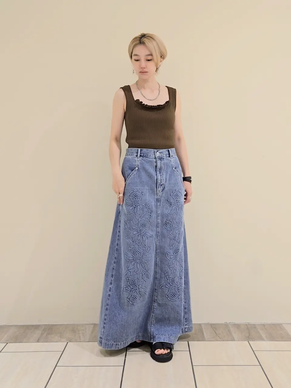 GRACE CONTINENTAL isono yui コーディネート画像