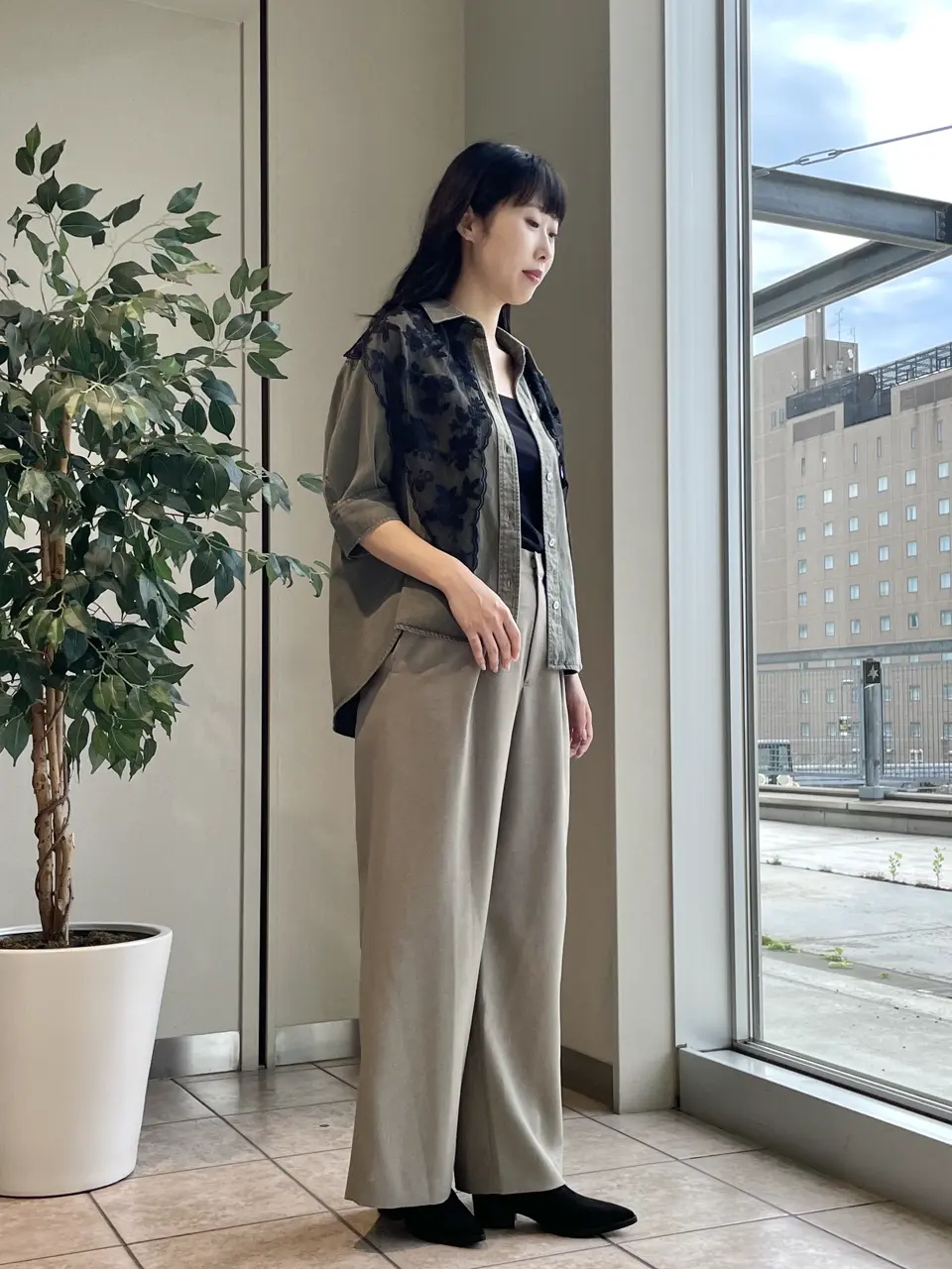 GRACE CONTINENTAL 端場　わかな コーディネート画像