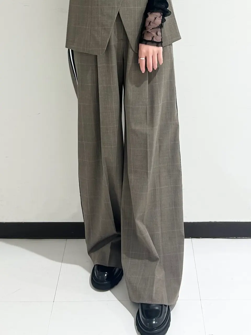 GRACE CONTINENTAL 狩野　珠季 コーディネート画像