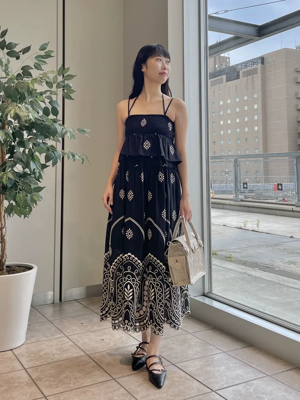 GRACE CONTINENTAL 端場　わかな コーディネート画像