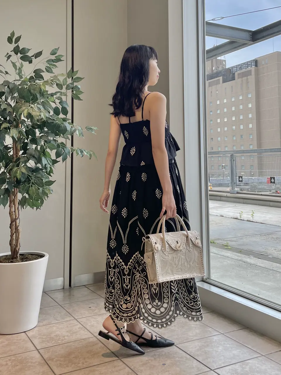 GRACE CONTINENTAL 端場　わかな コーディネート画像