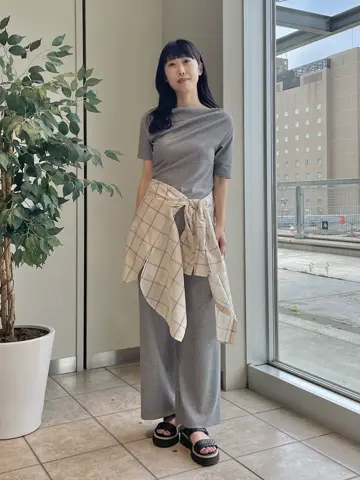 GRACE CONTINENTAL 端場　わかな コーディネート画像