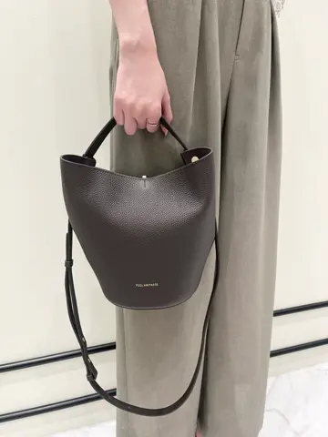 GRACE CONTINENTAL Hotei コーディネート画像