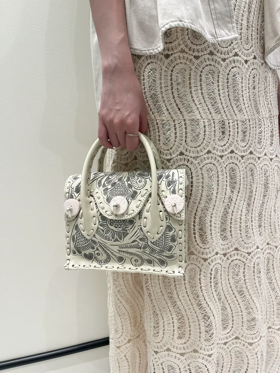 GRACE CONTINENTAL Hotei コーディネート画像