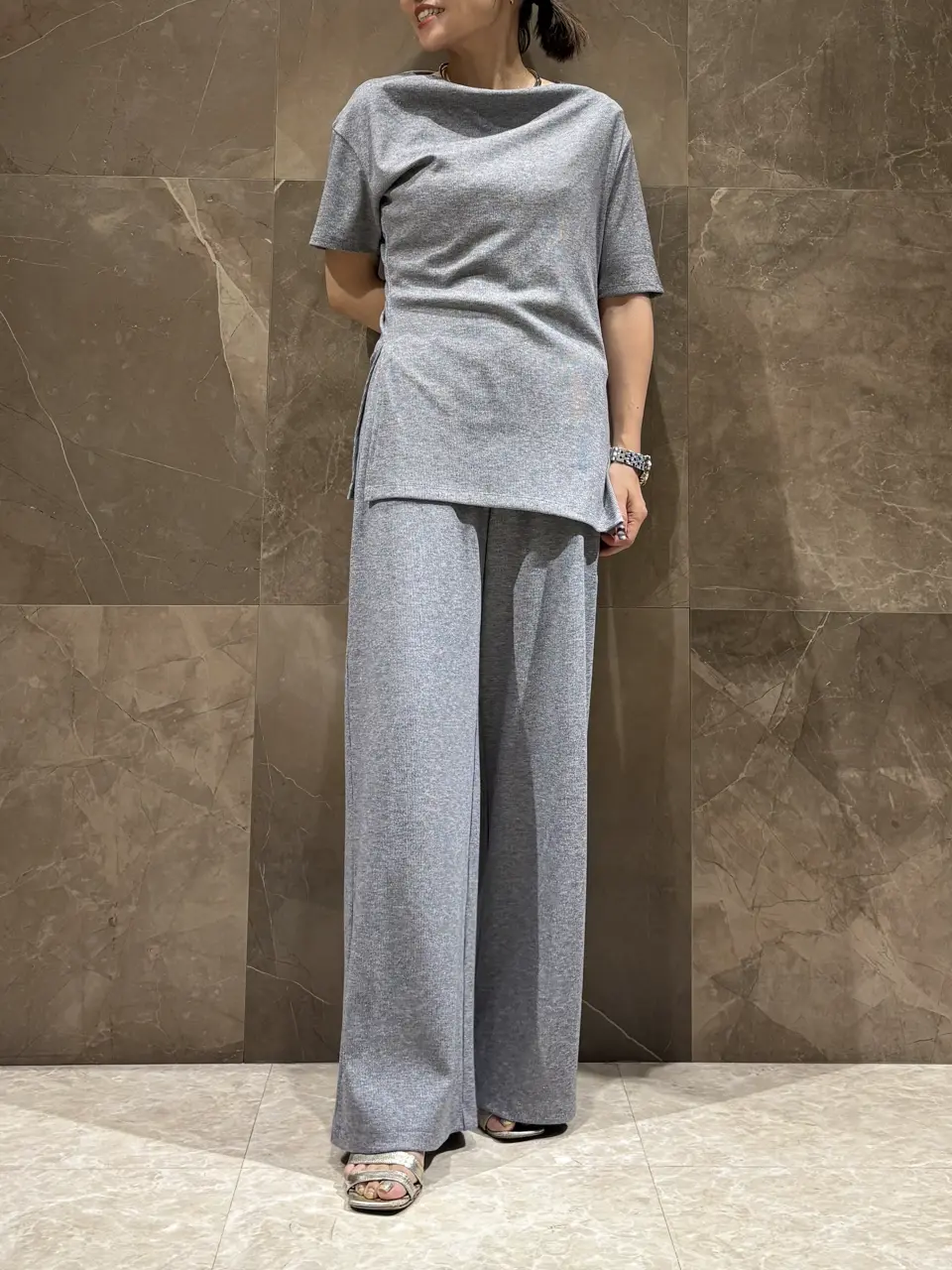 GRACE CONTINENTAL 穐山　香織 コーディネート画像