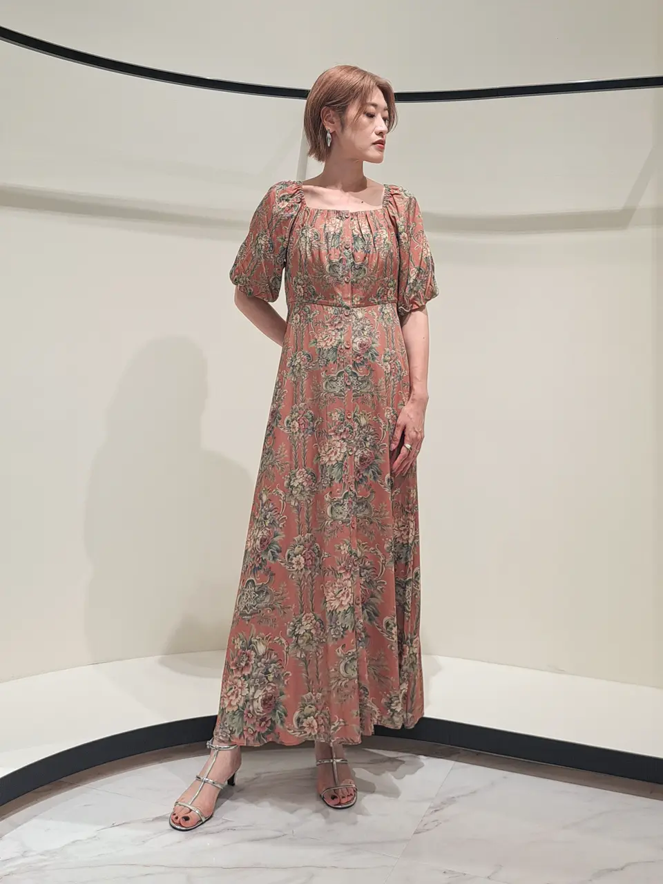 GRACE CONTINENTAL 今野　志保 コーディネート画像