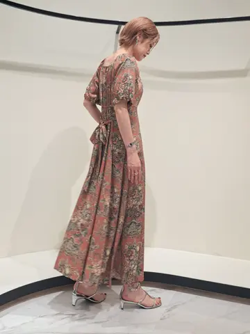 GRACE CONTINENTAL 今野　志保 コーディネート画像