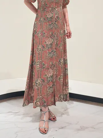 GRACE CONTINENTAL 今野　志保 コーディネート画像