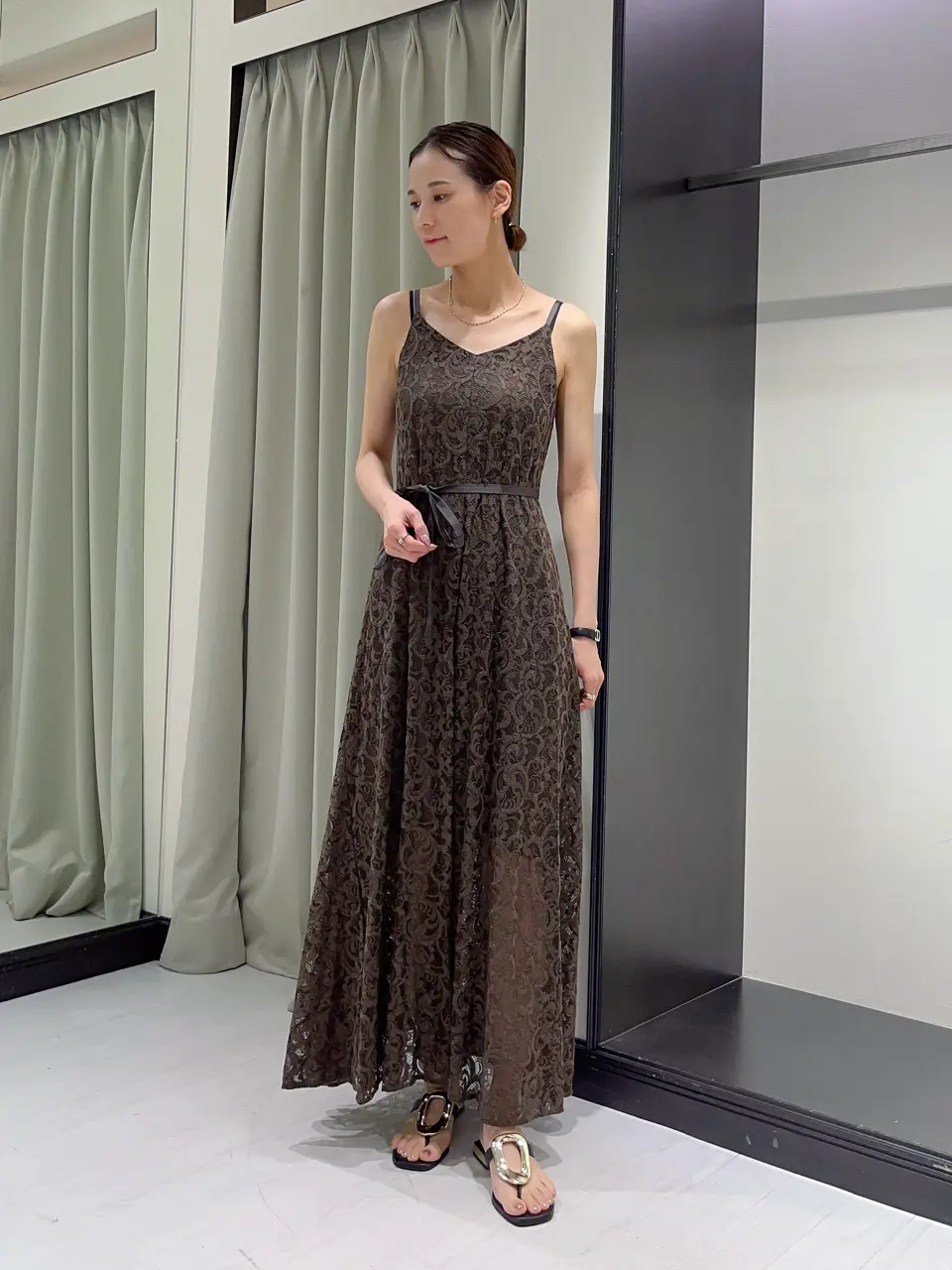 GRACE CONTINENTAL 亀田 未希 コーディネート画像