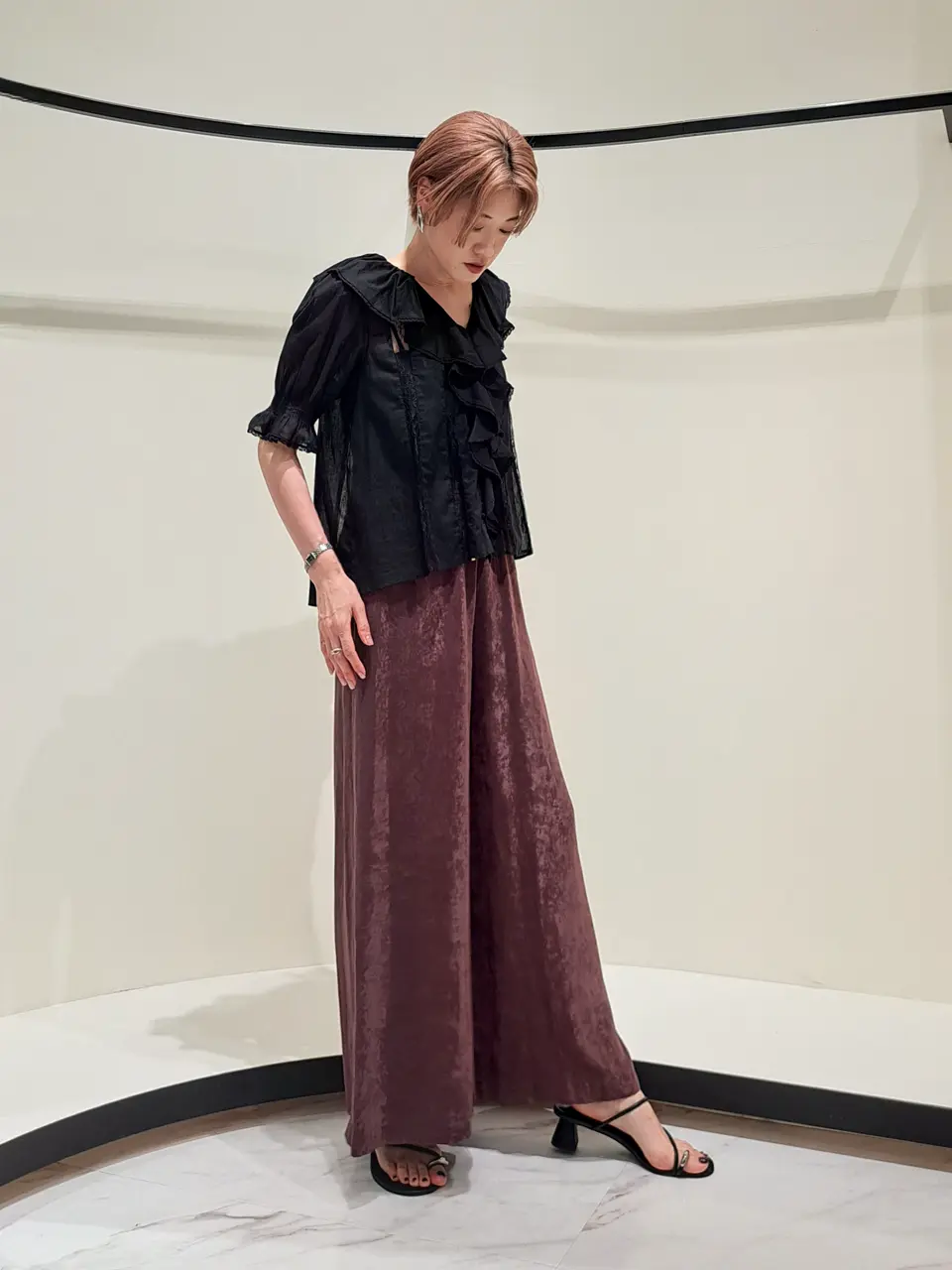 GRACE CONTINENTAL 今野　志保 コーディネート画像