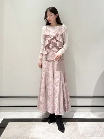 GRACE CONTINENTAL Shiori コーディネート画像