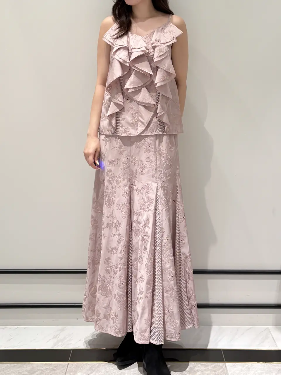 GRACE CONTINENTAL Shiori コーディネート画像