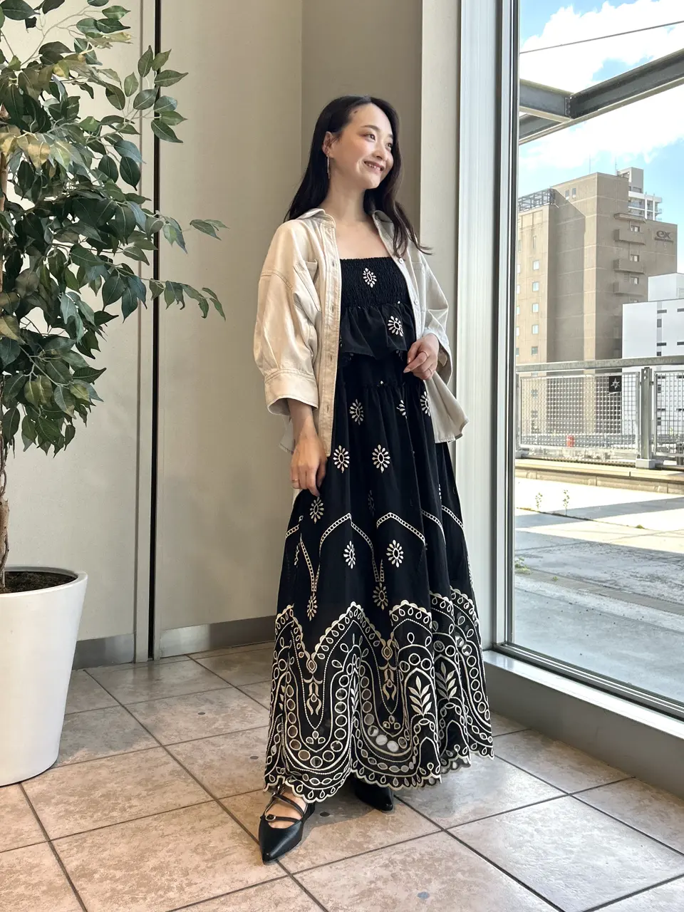 本日価格22時まで、未使用、紙タグなし、レア、グレースコンチネンタルの刺繍コート 刺繍ウールコート / GRACE CONTINENTAL | GRACE CONTINENTAL