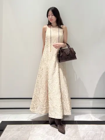 GRACE CONTINENTAL Shiori コーディネート画像