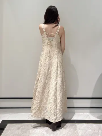 GRACE CONTINENTAL Shiori コーディネート画像