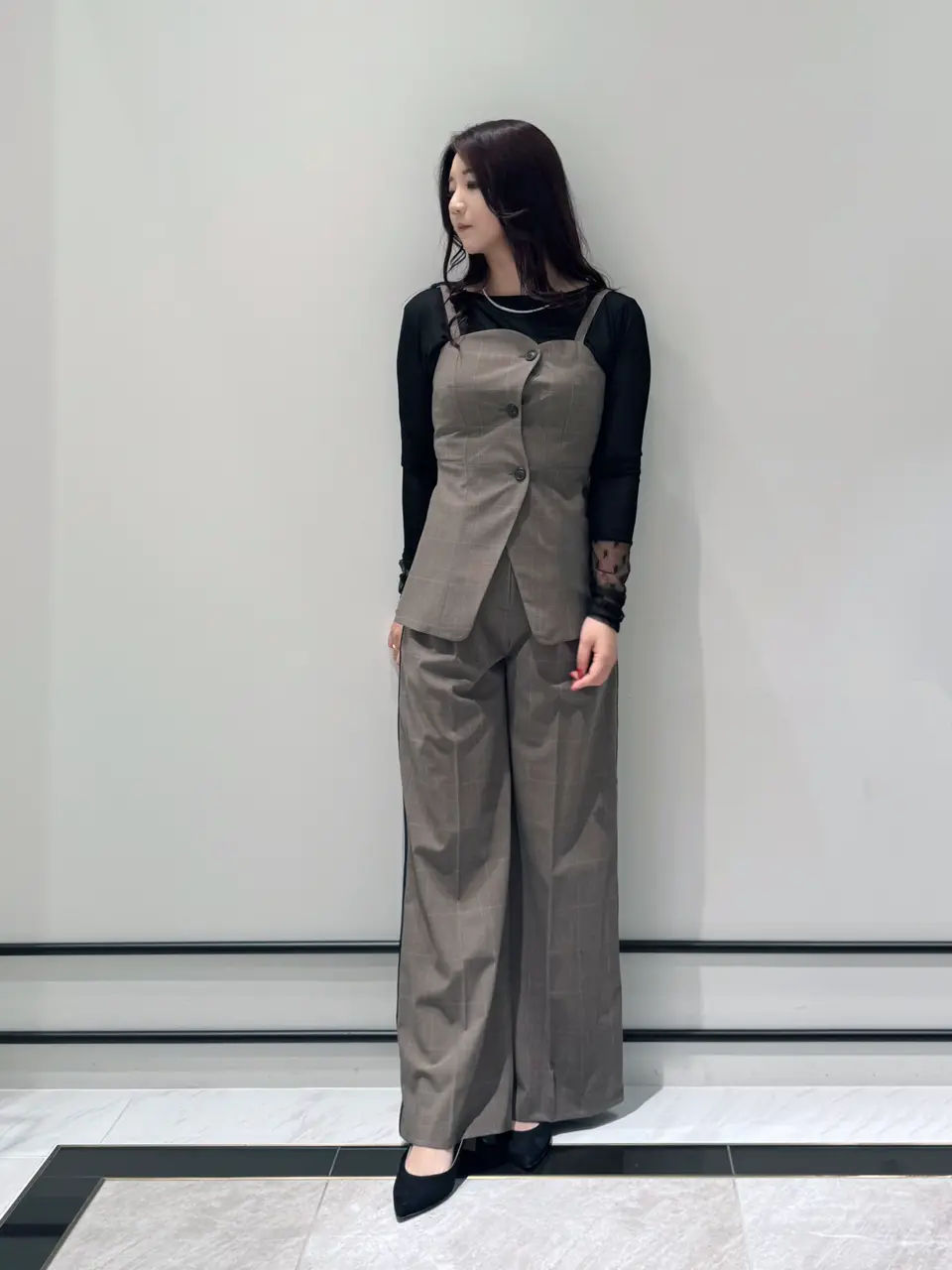 GRACE CONTINENTAL MOMOKO コーディネート画像